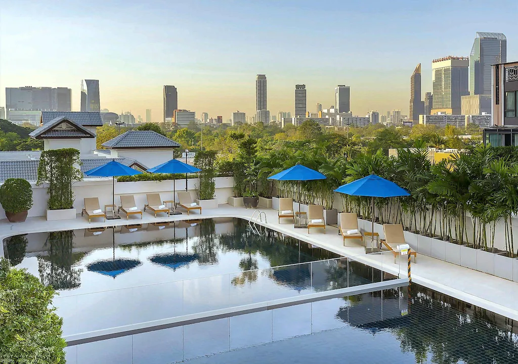 Centre Point Sukhumvit 10 Hotel outdoor pool
