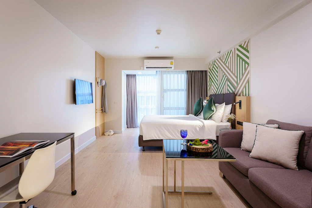 Citadines hotel room Sukhumvit 16 Bangkok