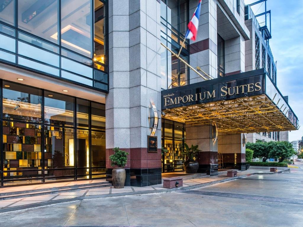 Emporium Suites hotel