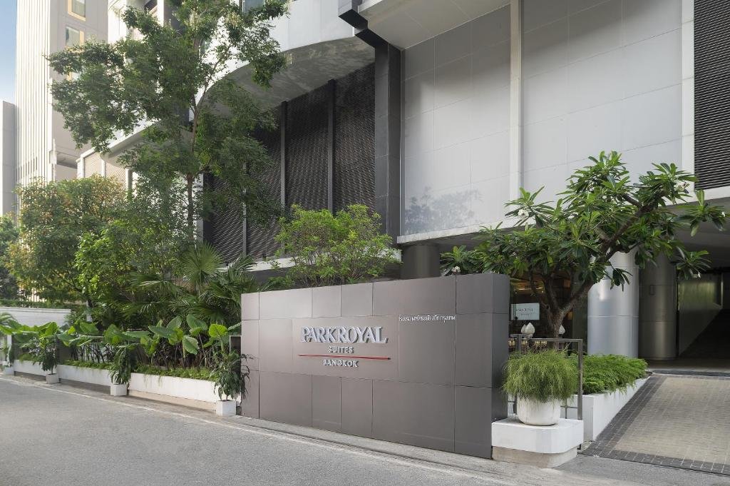Phachara Suites Sukhumvit