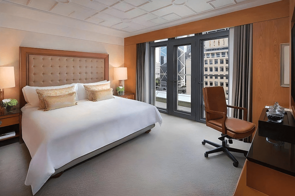 Aspen Suites Hotel room