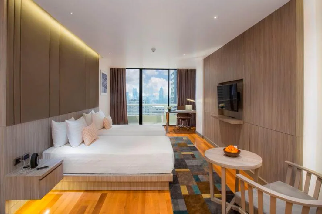 Fraser Suites hotel room Sukhumvit