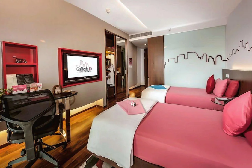 Galleria 10 Hotel