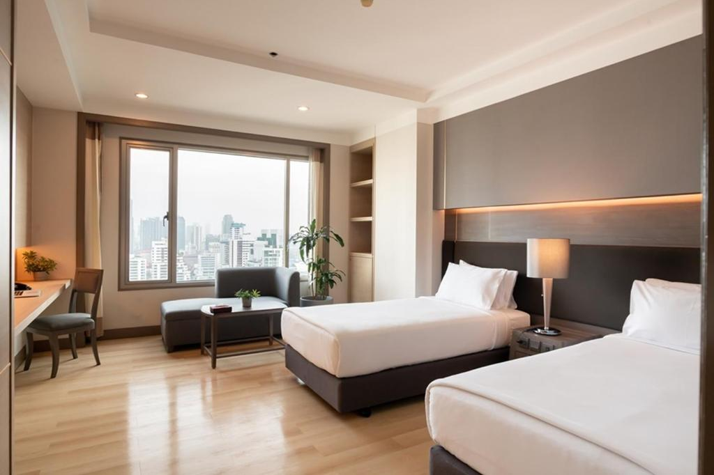 Jasmine City Hotel room