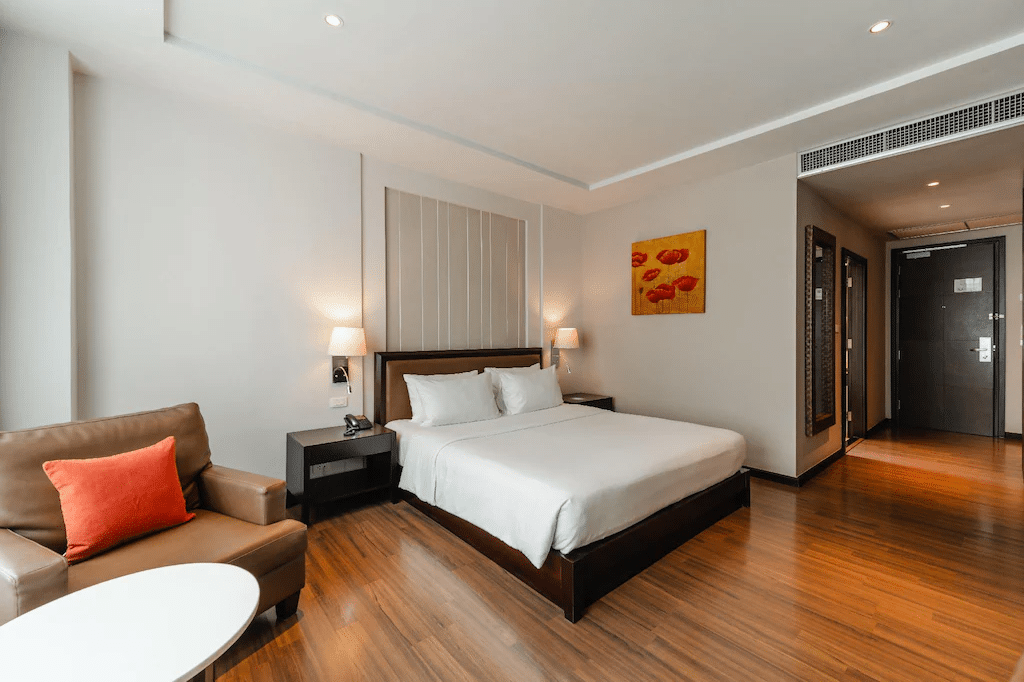 The Dawin Bangkok Hotel room