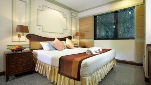 The Majestic Grande Hotel - Deluxe - Bedroom