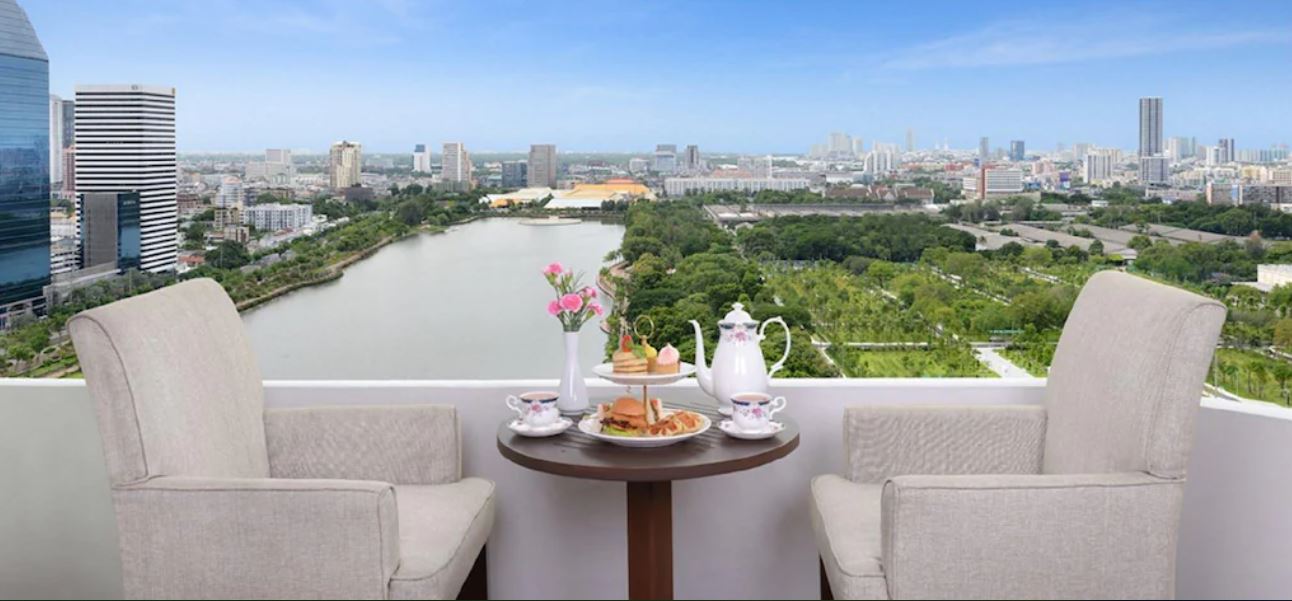 hotel centre point sukhumvit 10