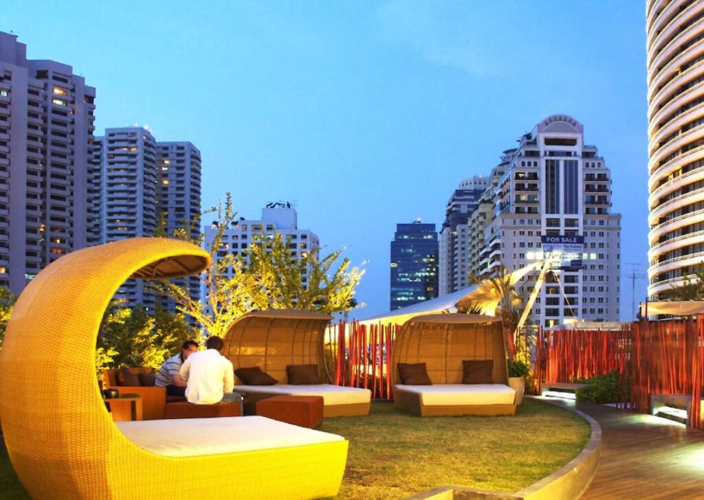 Le Fenix Sukhumvit - Overview